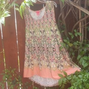 COPY - Springtime Paisley Tunic. So pretty!